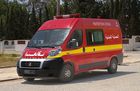 1200px-Ambulance_de_la_protection_civile2C_Tunisie2C_mai_2013.jpg